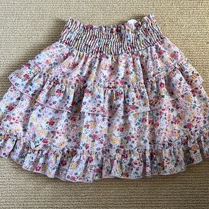 lightly worn cute skirt